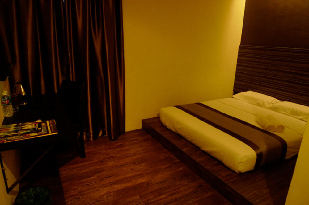 Hotel Austin Paradise - Taman Pulai Utama Skudai Exterior foto